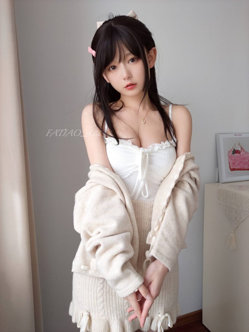 迷之呆梨cosplay作品 | 迷之呆梨_Fantia·2022年10月cos合集 [168P4V-382M]