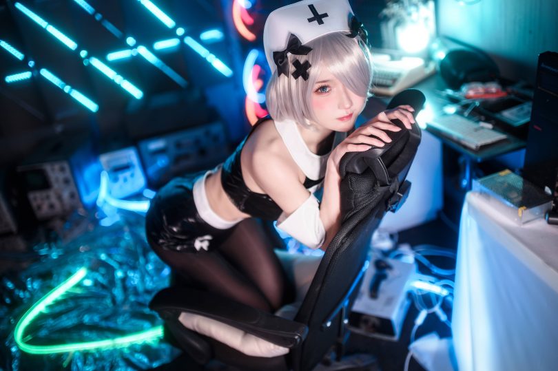 阿包也是兔娘cos护士 | 阿包也是兔娘_3月舰长图包·阿包护士cos [48P-1.10GB]