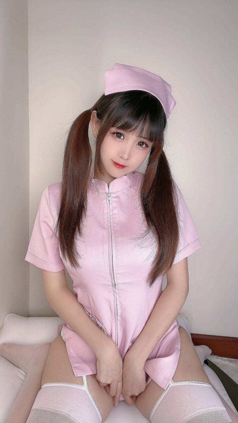 miko酱ww cos护士 | miko酱ww_护士姐姐cosplay作品 [27P1V-251MB]