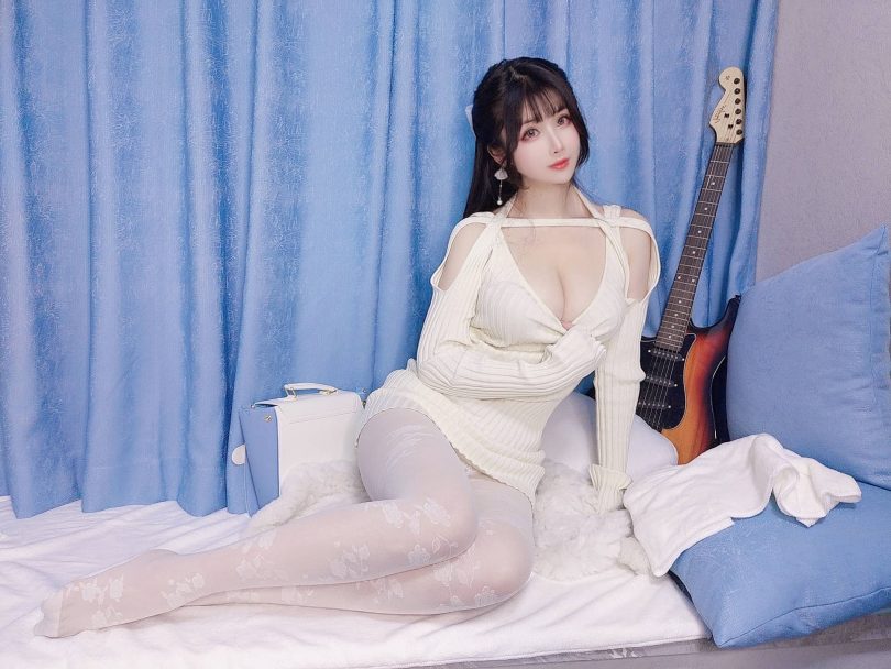 rioko凉凉子_吉他姐姐 | rioko凉凉子_吉他姐姐·元宵节特辑cos [25P3V-169MB](凉凉吉他弹唱)插图