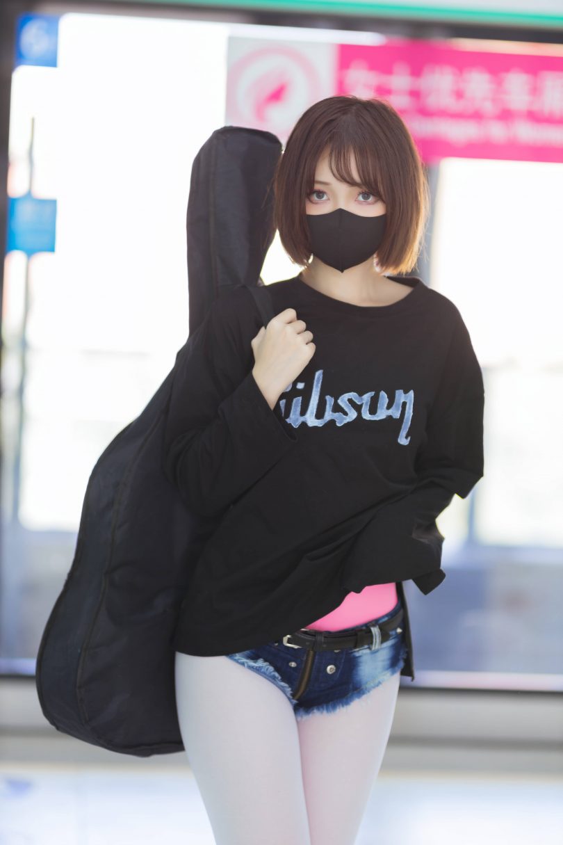 洛桑w伊梓cos升玖老师 | 洛桑w伊梓_升玖老师·地铁吉他cos [26P-276MB]