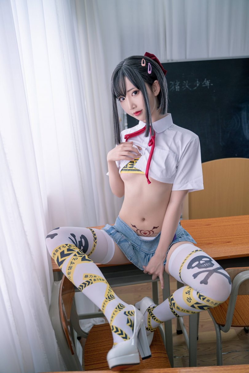 面饼仙儿_JK cosplay | 面饼仙儿_胶带·短校服cos作品 [32P-475MB]