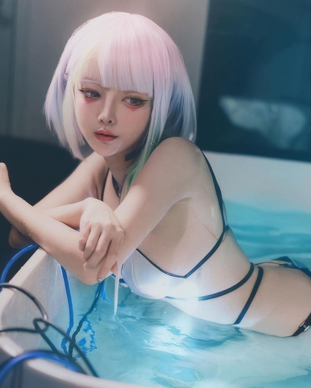 女coser@Le Josette在《无畏契约》中扮演角色Killjoy和Jett插图3