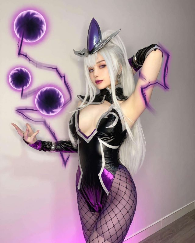 越南女coser@Mao化身《英雄联盟》中的“虚空之女”卡莎(越南女孩化妆)插图6