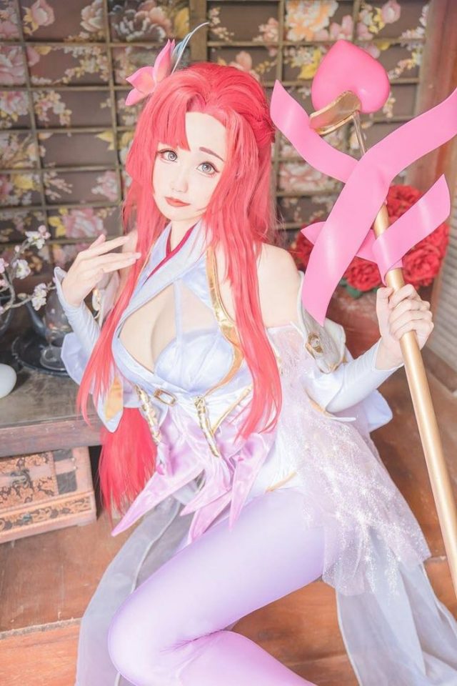 肉感少女coser@Neneko在《王者荣耀》中化身魅力迷人的貂蝉插图4