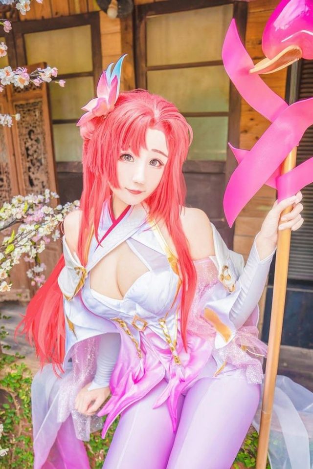 肉感少女coser@Neneko在《王者荣耀》中化身魅力迷人的貂蝉插图3