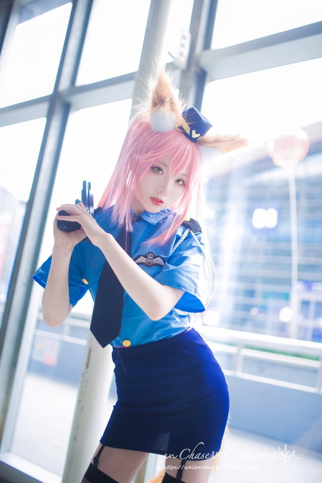 coser@chase起司在《Fate/Grand Order》中化身“女警版”玉藻前插图