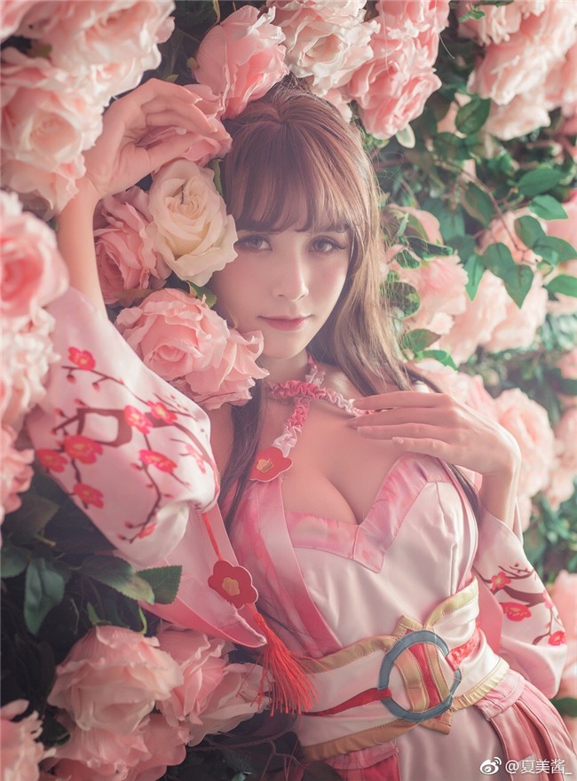 coser@夏美酱_在《梦幻炫舞》中化身性感迷人“Waifu”插图5
