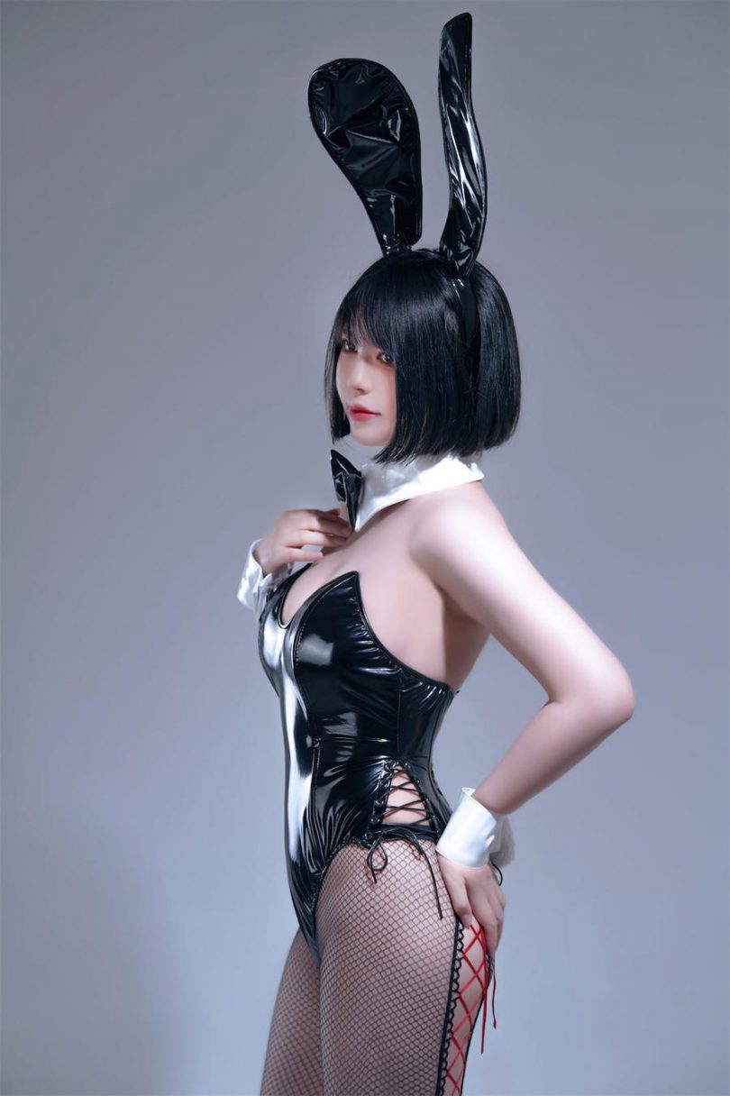 半半子cos兔女郎 | 半半子_Bunny Vol.02·兔女郎cos作品 [75P-693MB](半半子 爱宕)插图