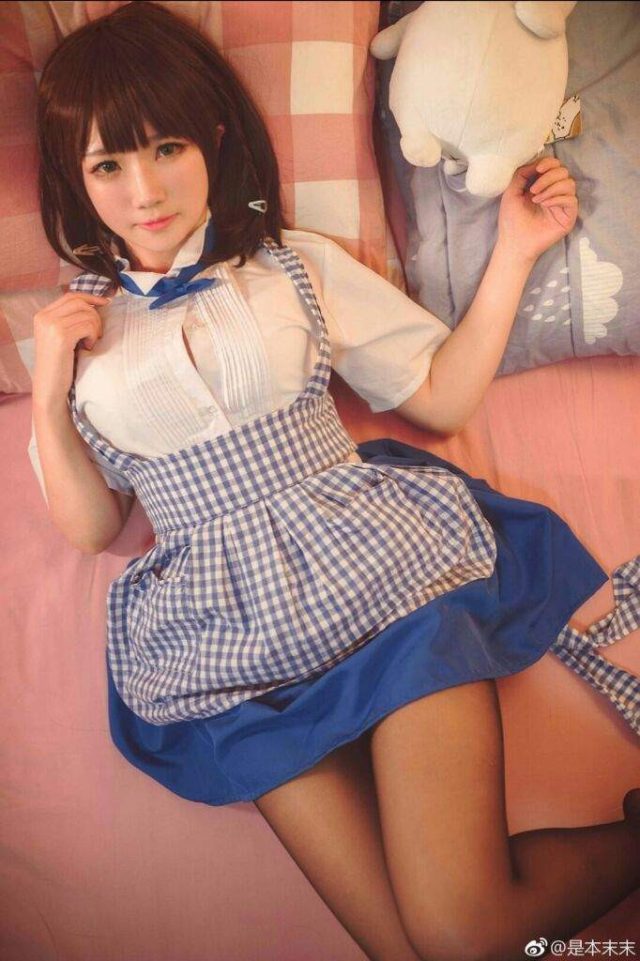 coser@是本末末在《星期一的丰满》性感迷人的小爱插图4