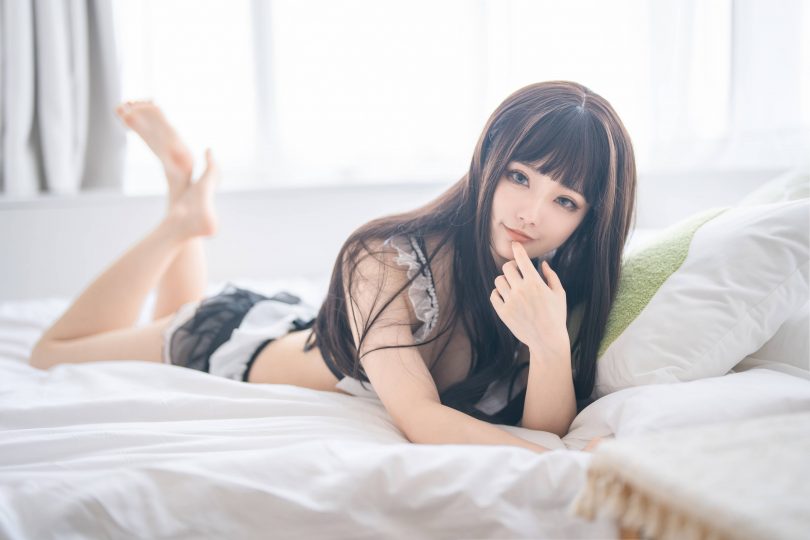 桃良阿宅cosplay图包 | 桃良阿宅_黑白睡裙·午睡cos作品 [30P-153MB]