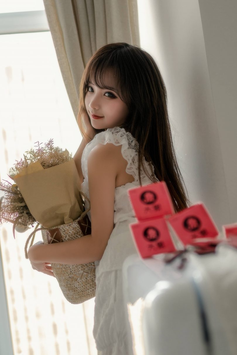 蠢沫沫_白睡衣cosplay | 蠢沫沫_大象系列·白睡衣cos作品 [29P-271MB](蠢沫沫原名)插图