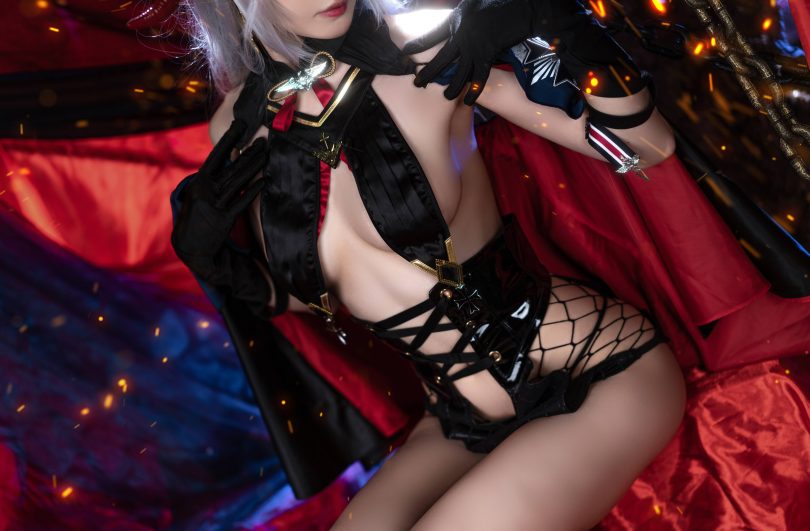 阿包也是兔娘cos埃吉尔 | 阿包也是兔娘_碧蓝航线·埃吉尔cos作品 [26P-787MB]