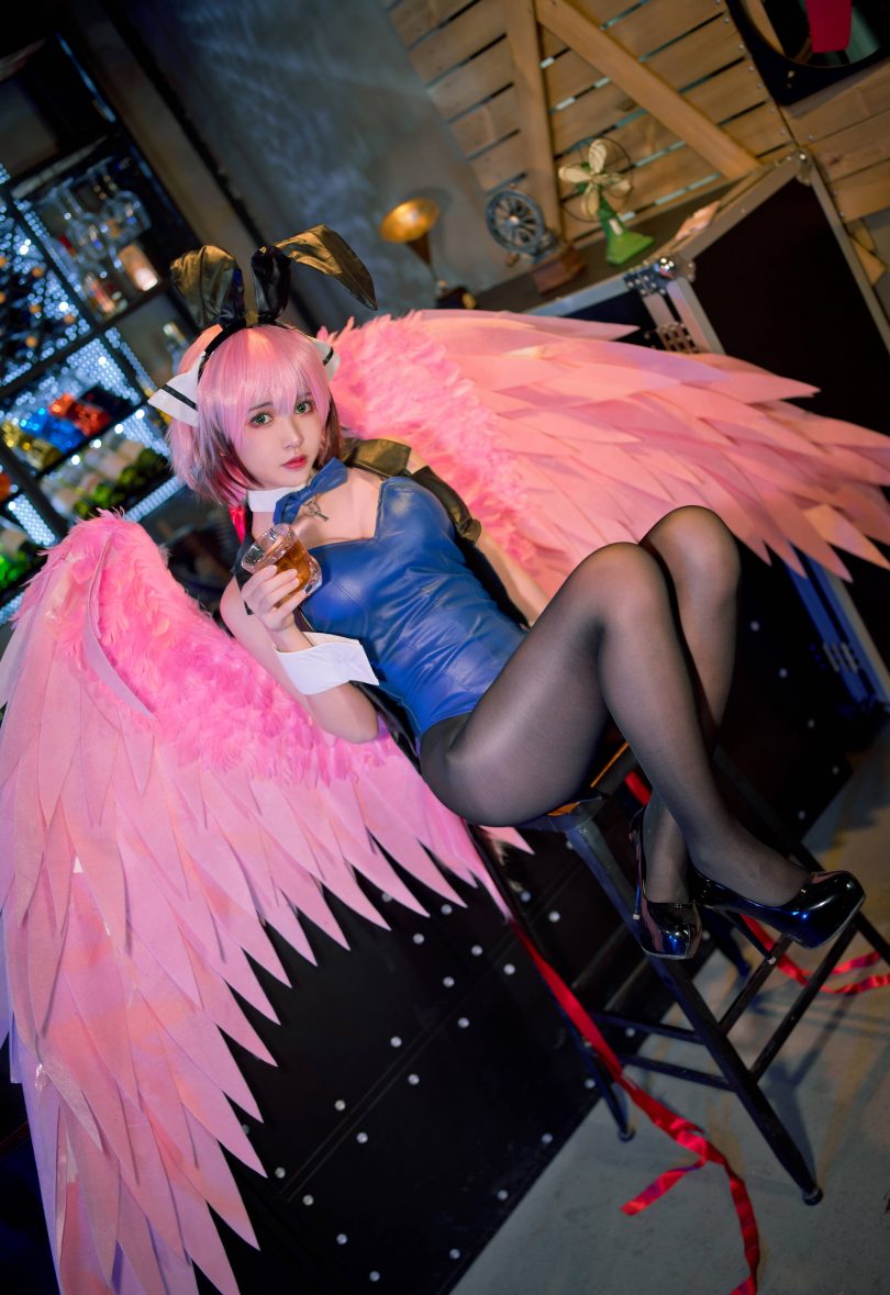 鳗鱼霏儿cos伊卡洛斯 | 鳗鱼霏儿_天降之物·伊卡洛斯兔女郎cos作品 [12P-121MB]