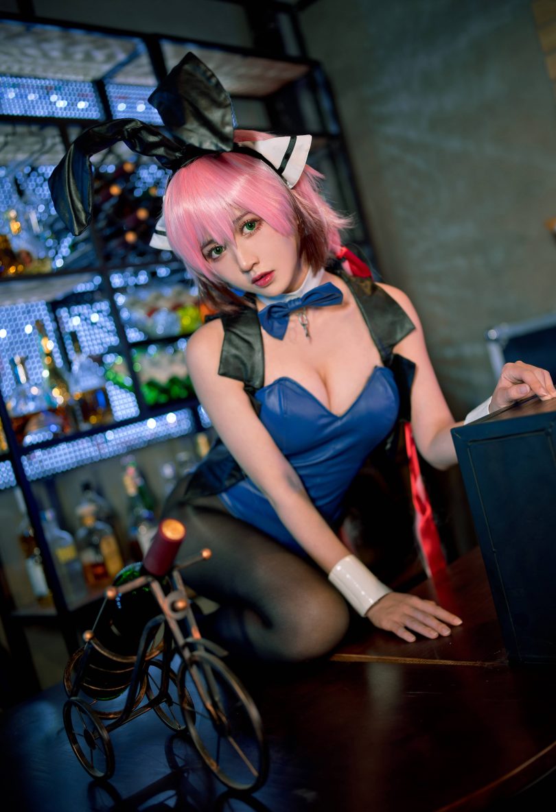 鳗鱼霏儿cos伊卡洛斯 | 鳗鱼霏儿_天降之物·伊卡洛斯兔女郎cos作品 [12P-121MB]