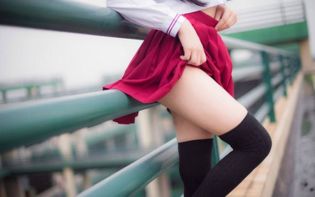在日本，用极毒的“漂亮的大腿”cosplay让人兴奋不已(日本人用毒气毒戏耍班的电视剧叫啥)插图