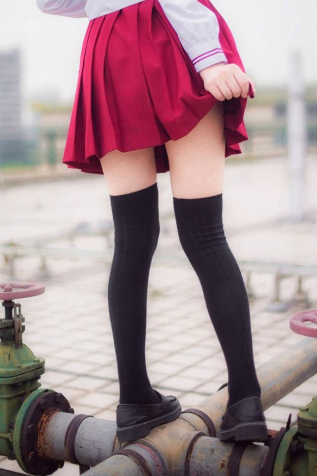 在日本，用极毒的“漂亮的大腿”cosplay让人兴奋不已(日本人用毒气毒戏耍班的电视剧叫啥)插图6