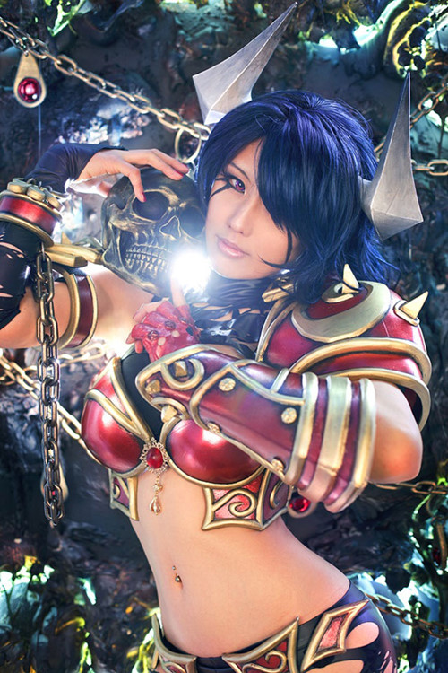 “螺旋猫”coser@Tasha在游戏《刀塔2》化身“痛苦女王”阿卡莎(谁有螺旋猫ps)插图5