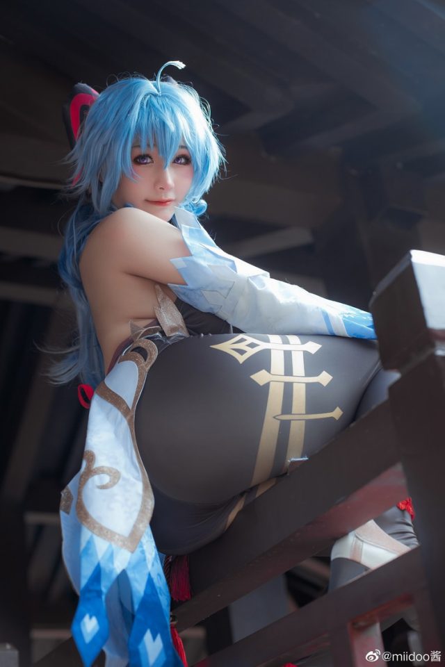 女coser@miidoo酱在游戏《原神Impact》中的甘雨COSPLAY(michi酱ins)插图4