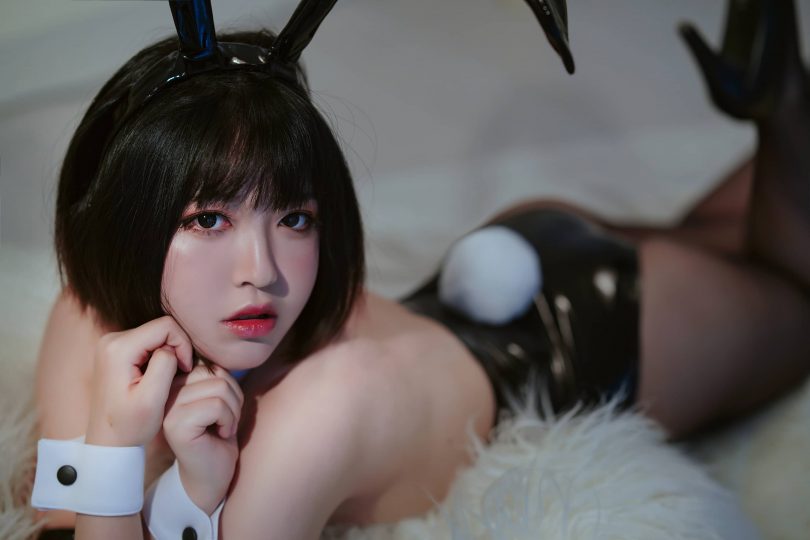 半半子_兔女郎系列 | 半半子_BUNNY BANBANKO·兔女郎cos作品 [37P-187MB](半半子真名)插图
