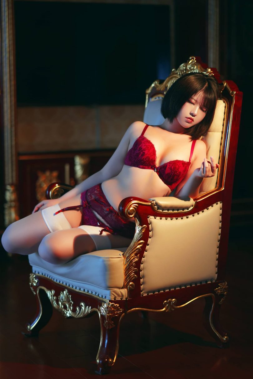 半半子_赤紅系列 | 半半子_AKABENI BANBANKO·赤紅cos作品 [17P-28MB]