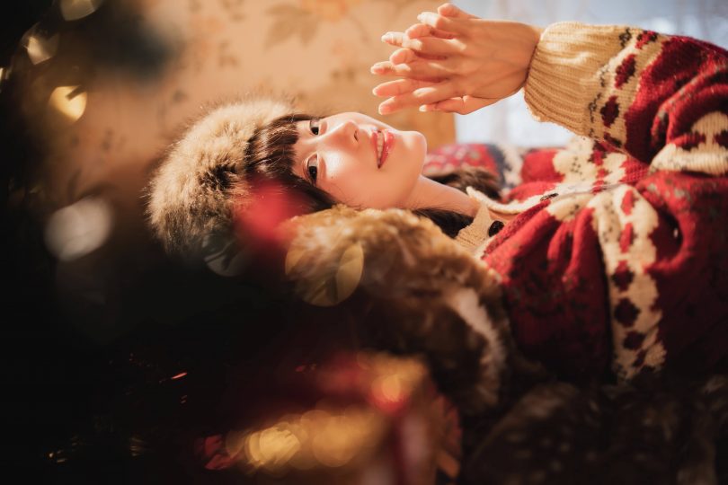 木棉棉OwO_圣诞cosplay | 木棉棉OwO_毛衣·圣诞快乐cos作品 [25P-468MB]