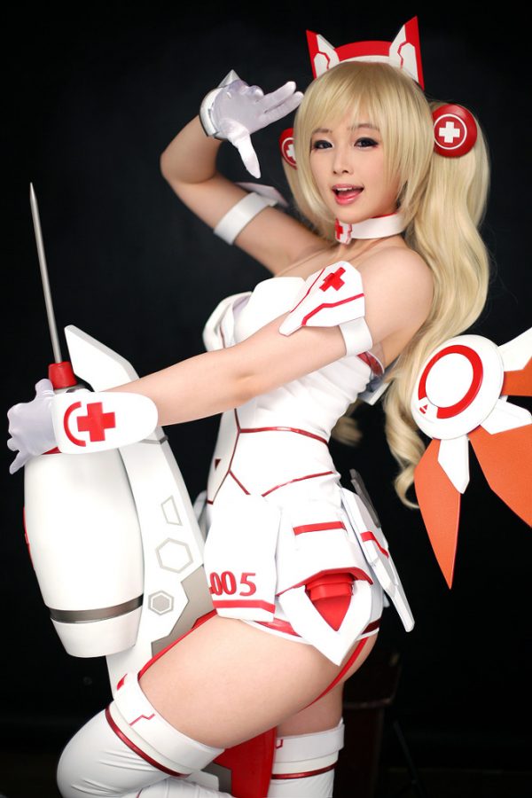 coser@Doremi化身游戏《Lost Saga》中的机器人护士“R-Cyber Medic”插图3