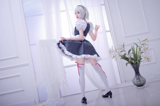 coser@Shika小鹿鹿在游戏《碧蓝航线》化身迷人的“女仆”天狼星(shika小鹿鹿知乎)插图3