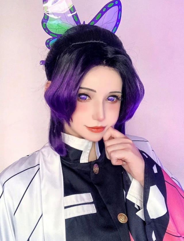 coser@alexy_sky_在漫画《鬼灭之刃》中化身“极甜的”蝴蝶忍 - 趣画阁