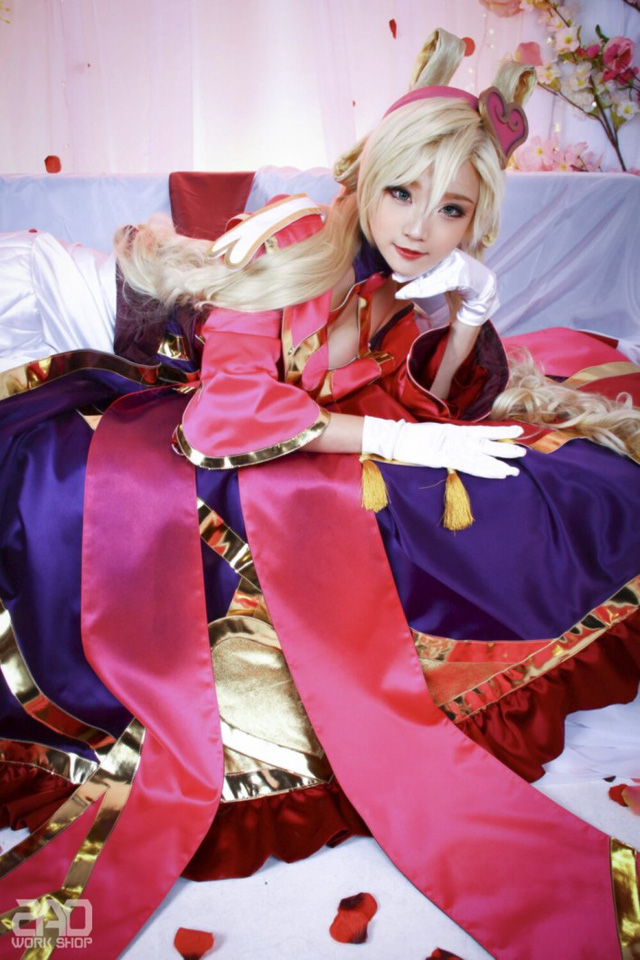 韩国coser@AZA Miyuko在《英雄联盟》化身性感“小情人”索娜(韩国电影片)插图2