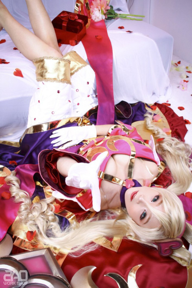 韩国coser@AZA Miyuko在《英雄联盟》化身性感“小情人”索娜(韩国电影片)插图6