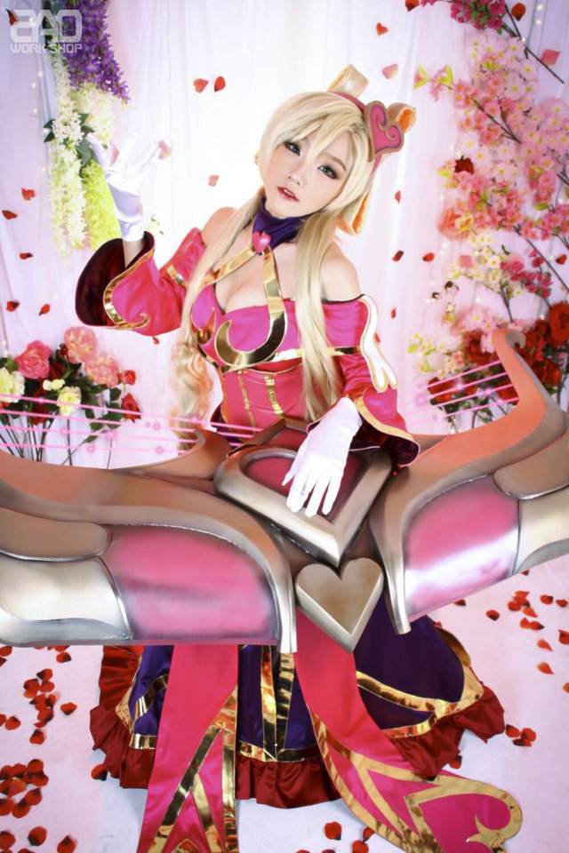 韩国coser@AZA Miyuko在《英雄联盟》化身性感“小情人”索娜(韩国电影片)插图