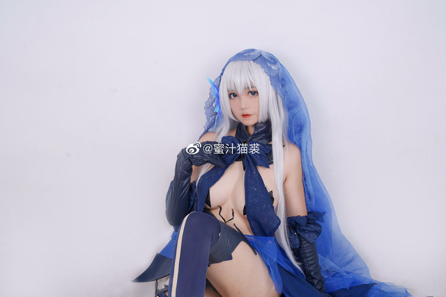 coser@蜜汁猫裘在《约会大作战》化身性感迷人的鸢一折纸插图2