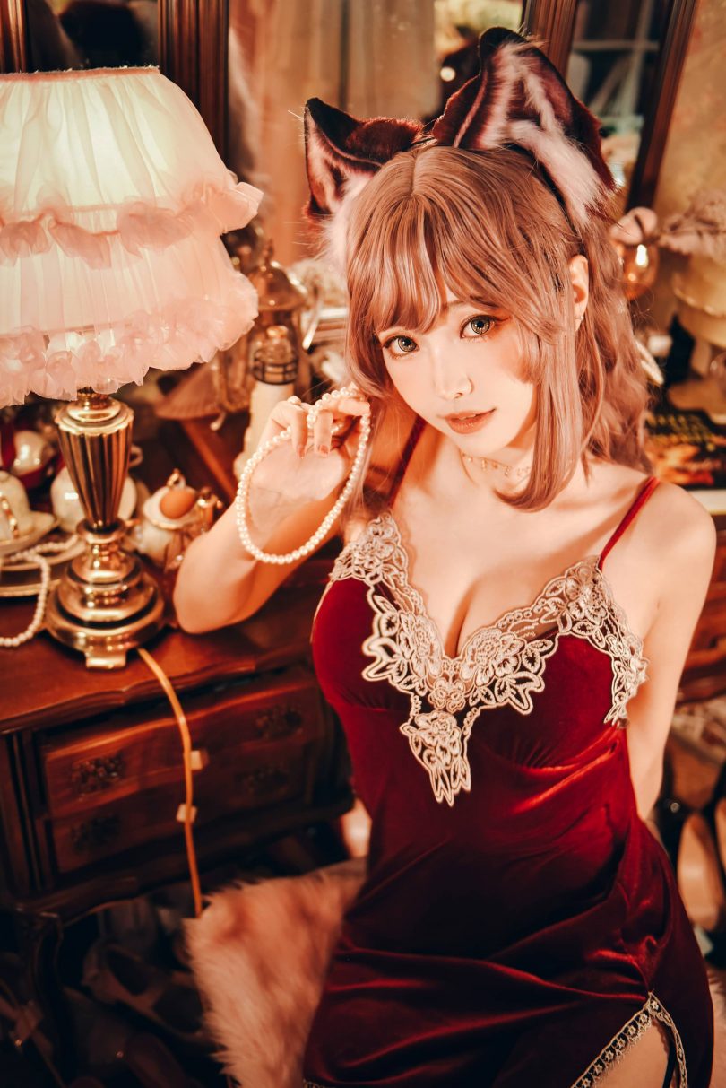 ElyEE子_Sleepy Velvet作品 | ElyEE子_Sleepy Velvet·吊带睡裙cos [61P-151MB]