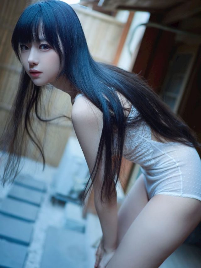 清新迷人的温泉女神：Shika小鹿鹿的白色连体泳装cosplay(最美的温泉)插图6