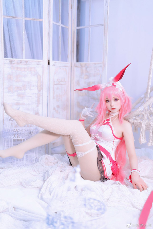 湾湾不弯的《崩坏3》八重樱护士同人cosplay，美丽可爱的治愈之花(湾湾my)插图2