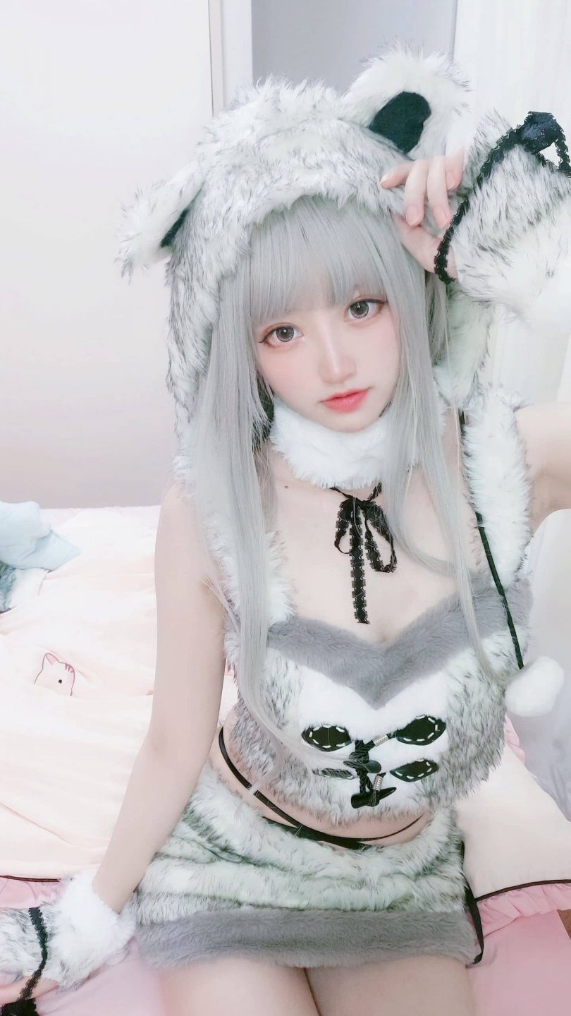 千阳(ちよ)cos白熊 | 千阳快起床_原创·白熊cos作品 [14P-18MB]