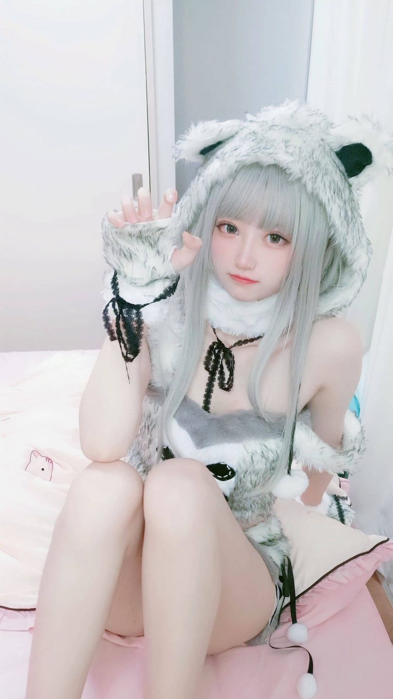 千阳(ちよ)cos白熊 | 千阳快起床_原创·白熊cos作品 [14P-18MB]