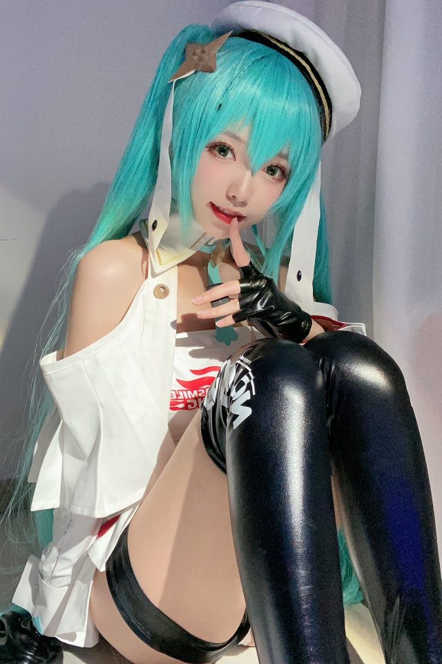 大大卷卷小卷cos“Racing Miku 2023”初音未来，速度与可爱的交错(大大卷卷小卷电子图包)插图2