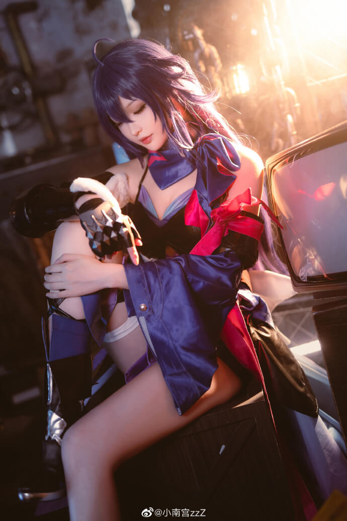 《崩坏:星穹铁道》希儿cosplay，coser@小南宫zzZ展示其迷人魅力(崩坏星穹铁道官网)插图3