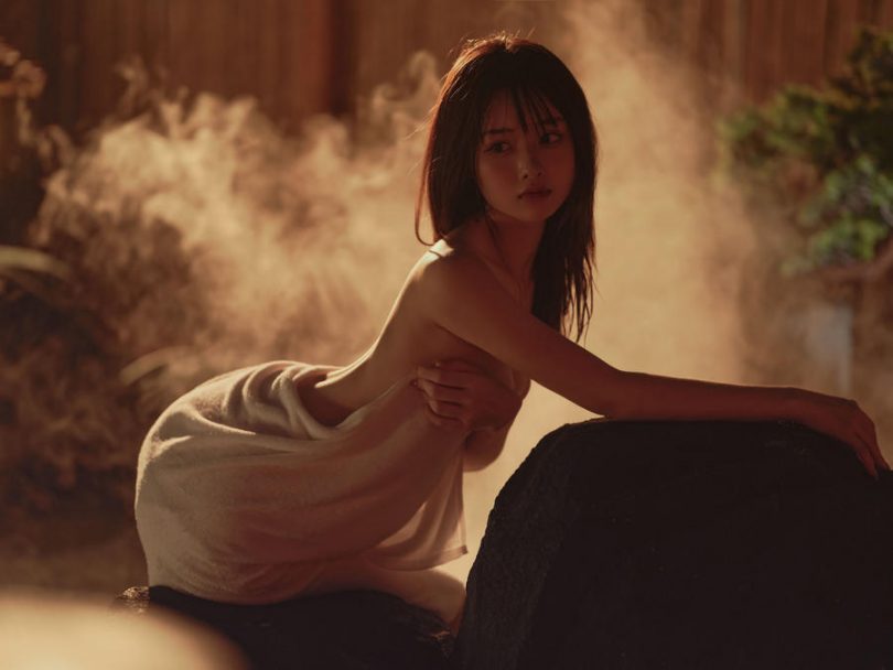 河豚抚子cos图集 | 河豚抚子_温泉·浴巾cos作品 [14P-163MB]