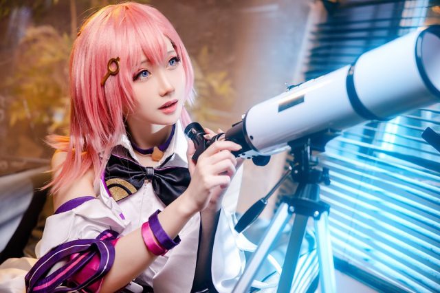 焖焖碳cos《崩坏：星穹铁道》艾丝妲，星空才子的绝妙展现插图2