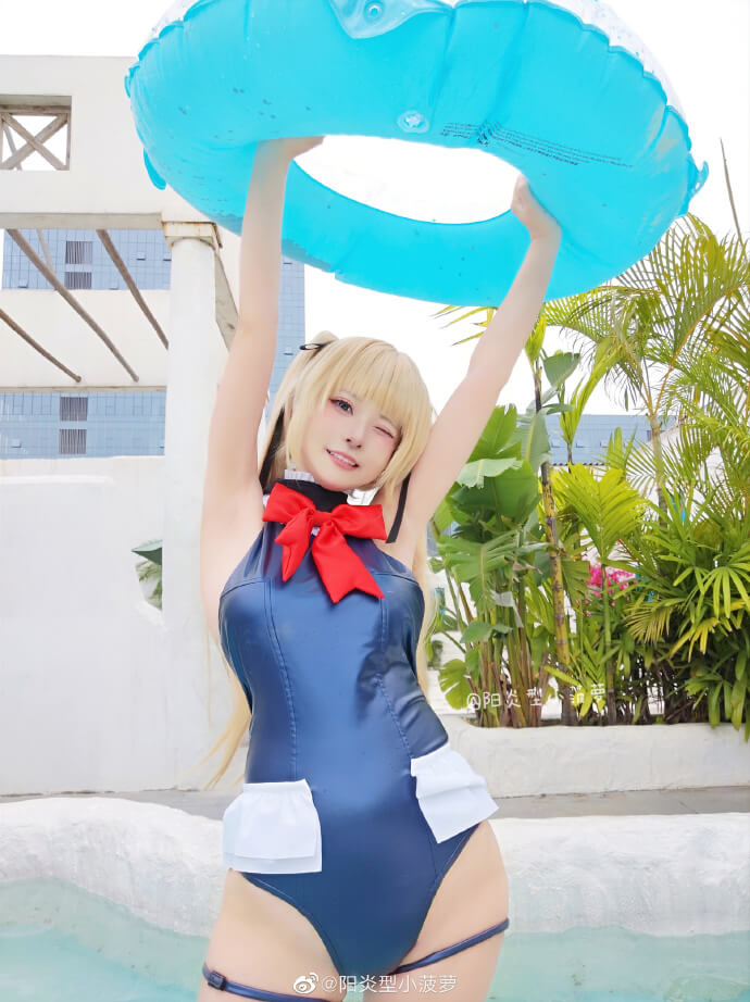 玛莉萝丝的水着cosplay，阳炎型小菠萝展现可爱迷人的夏日气息插图
