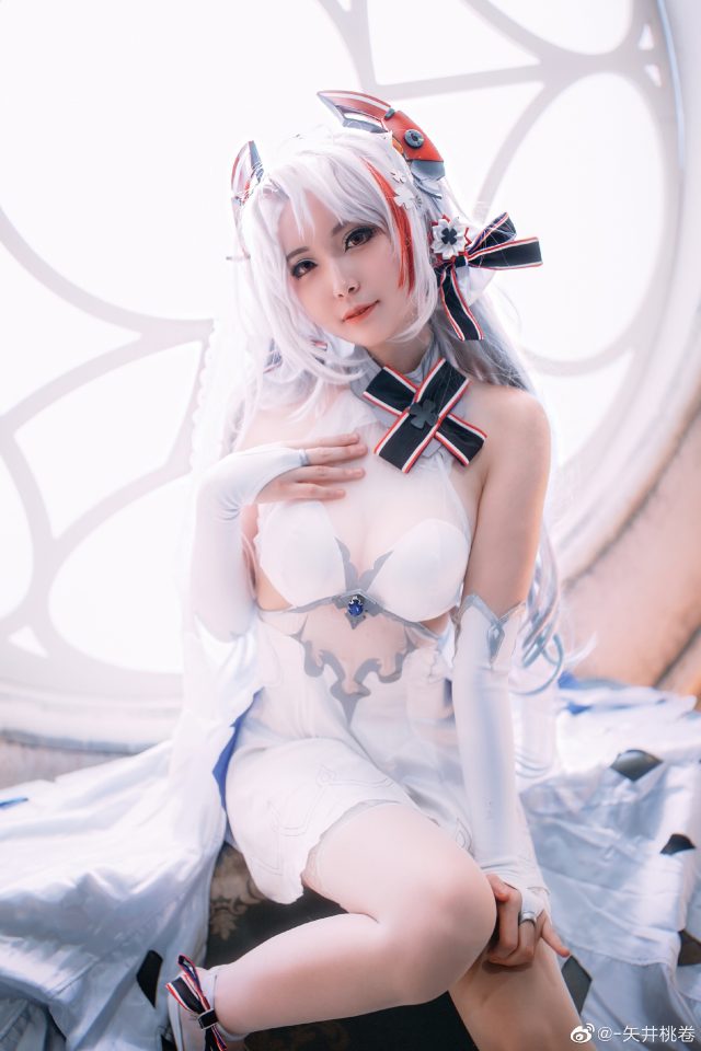 《碧蓝航线》cosplay：coser矢井桃卷优雅美丽的“花嫁版”欧根亲王插图4