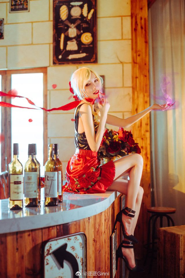 coser@逆逆Ginni化身《英雄联盟》中的魅惑刺客“探戈灵魂”伊芙琳(逆さ 逆さま)插图1