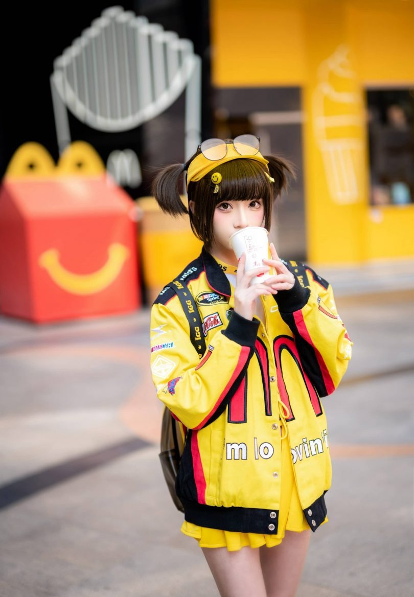 Kitaro_绮太郎cos麦当劳女孩 | Kitaro绮太郎_麦当劳女孩cosplay作品 [17P-79MB]