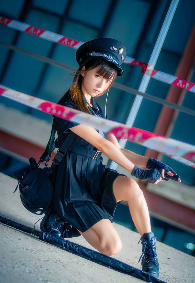 Kitaro_绮太郎cos女警 | Kitaro绮太郎_制服系列·女警cos作品 [14P-89MB]