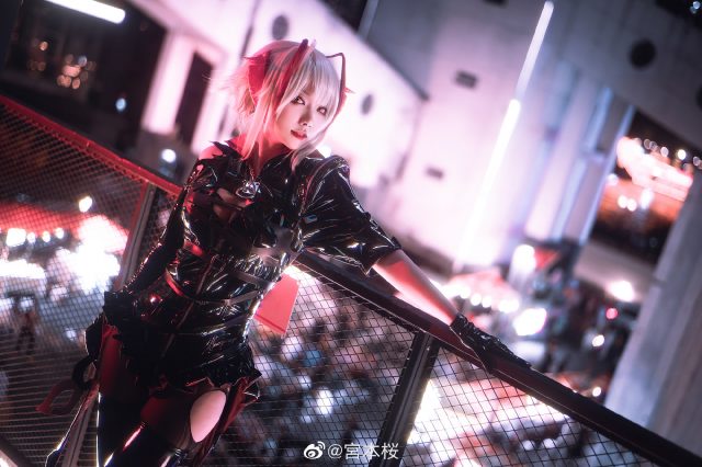 宮本桜cos《明日方舟》W，展现狙击魅影的酷帅迷人插图4