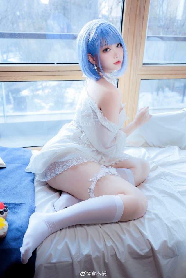 [碧蓝航线]宮本桜cos恰巴耶夫，性感美丽的白骑兵假日插图3