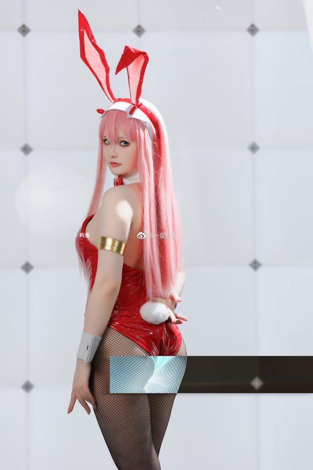 [DARLING in the FRANXX]-屿鱼cos零二，展现兔女郎的性感魅力(Darling in the FRANXX评价)插图1